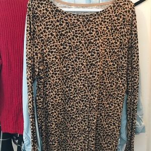 Long sleeve Leopard print